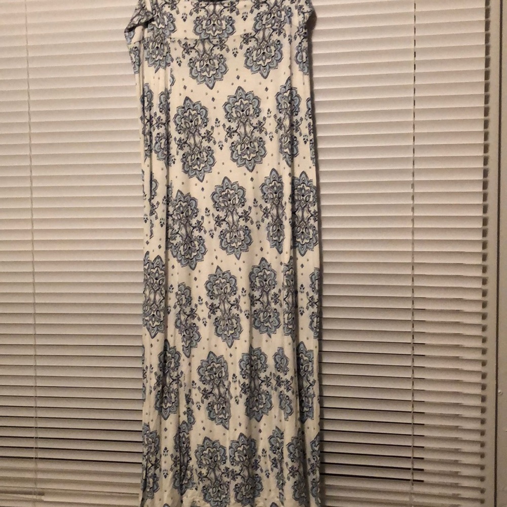 Maxi skirt. Never worn.
